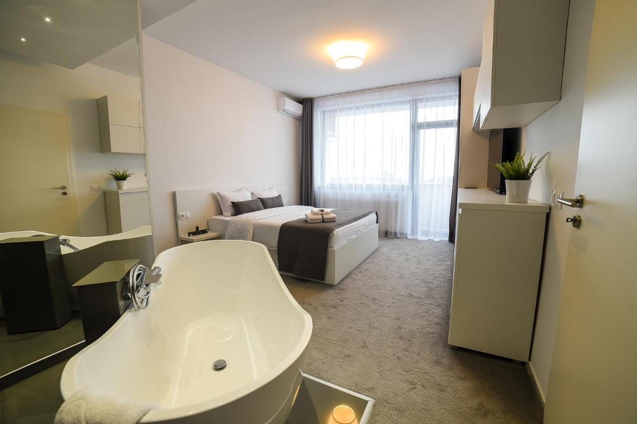 Apartment 22