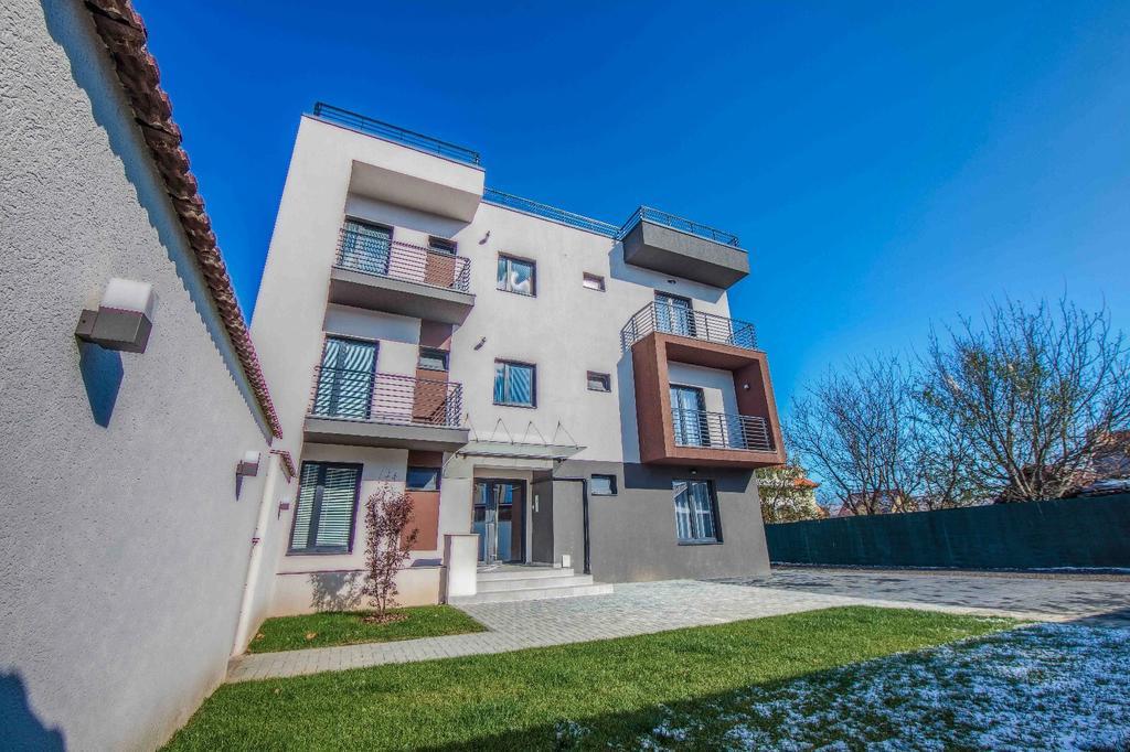 22 * Braşov